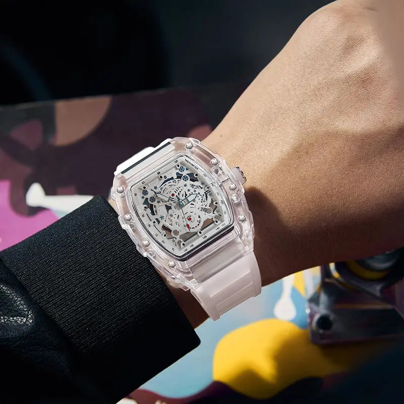 Tonneau موضة ساعة كوارتز رجالي - مراجعة Luxury Watch Rubber Strap وسعره
