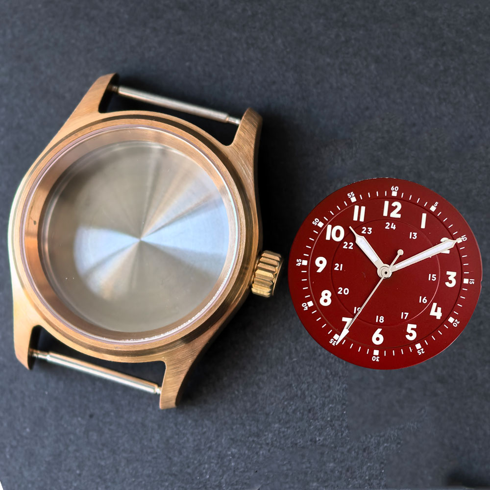 علبة ساعة طيار عتيقة مقاس 36 م - مراجعة Bronze Case Watch وسعره