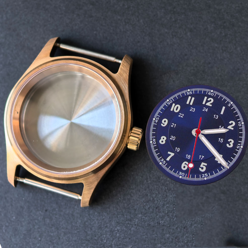 علبة ساعة طيار عتيقة مقاس 36 م - مراجعة Bronze Case Watch وسعره