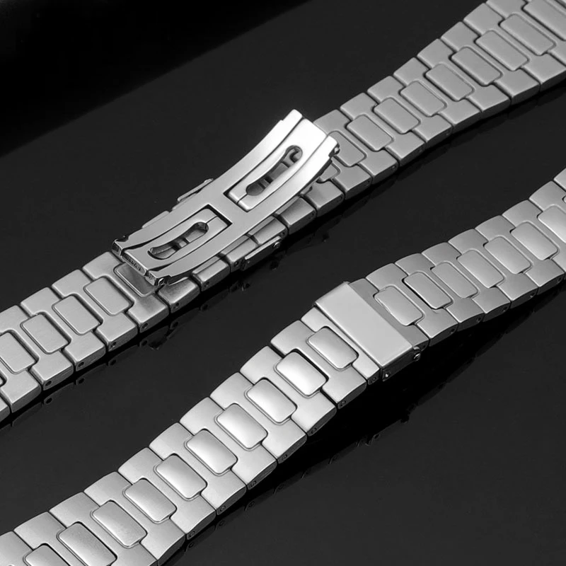 ل باتيك فيليب نوتيلوس حزام ساع - مراجعة Patek Philippe Watch Nautilus وسعره