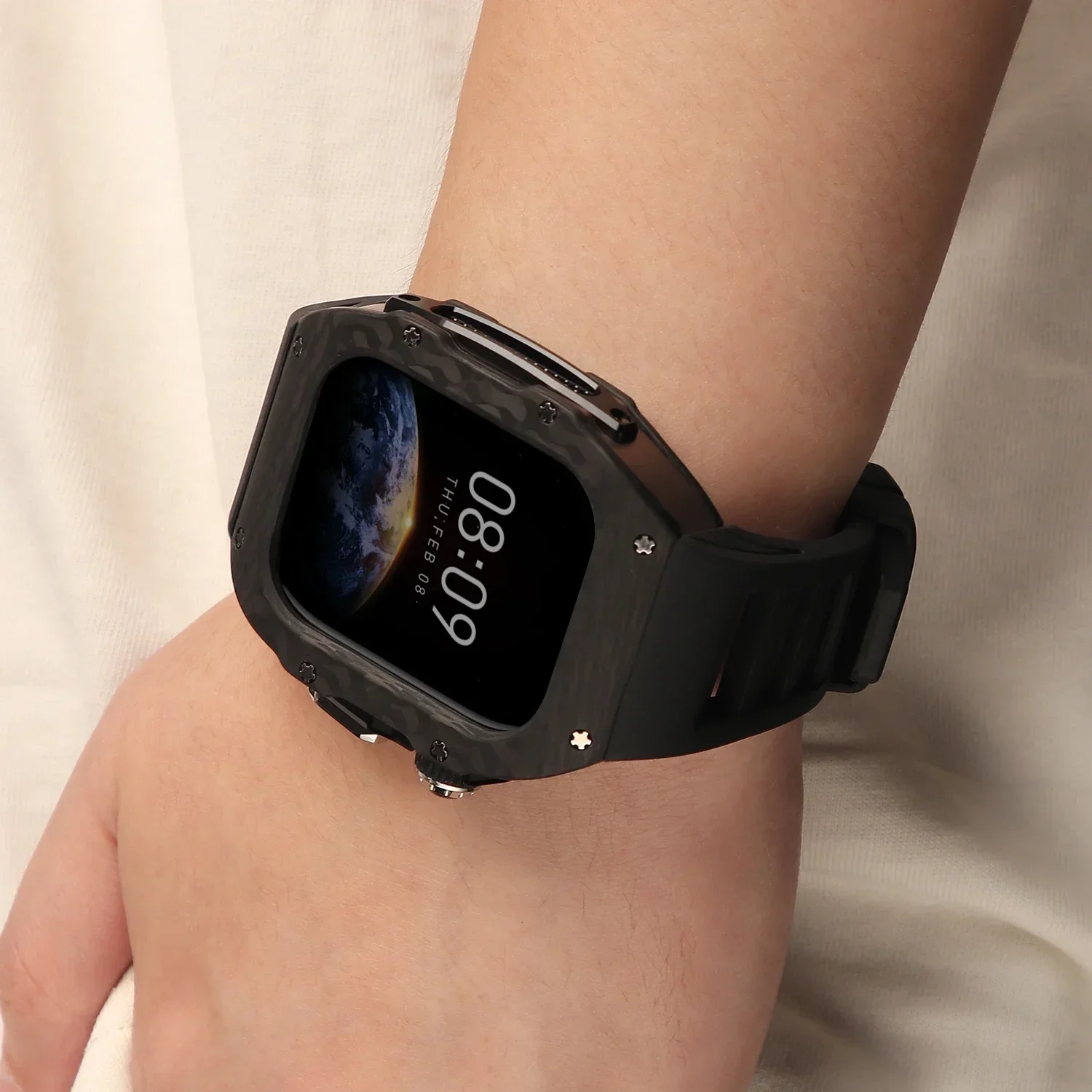 غطاء من ألياف الكربون لساعة أب - مراجعة Luxury Watch Rubber Strap وسعره